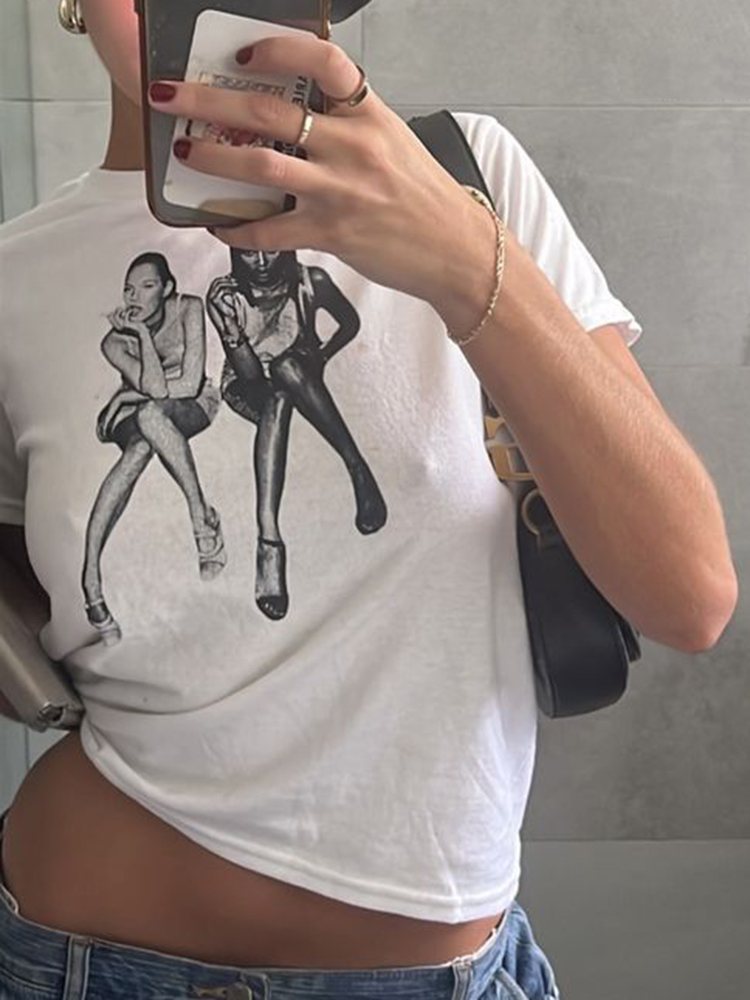 تي شيرت هاراجوكو مطبوع عليه رس - مراجعة Y2K Graphic Baby Tee Crop وسعره